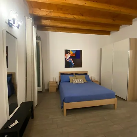 White House Theater Massimo * פלרמו