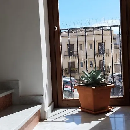 White House Theater Massimo